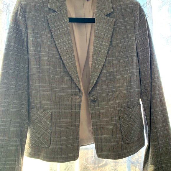 Elie Tahari Blazer - Picture 4 of 4